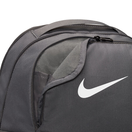 Sac à dos Nike gris 24L