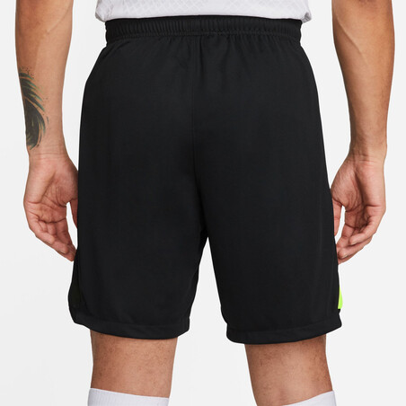 Short Tottenham domicile 2022/23