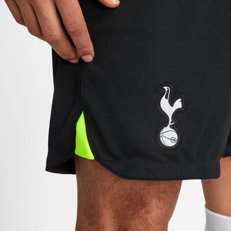Short Tottenham domicile 2022/23