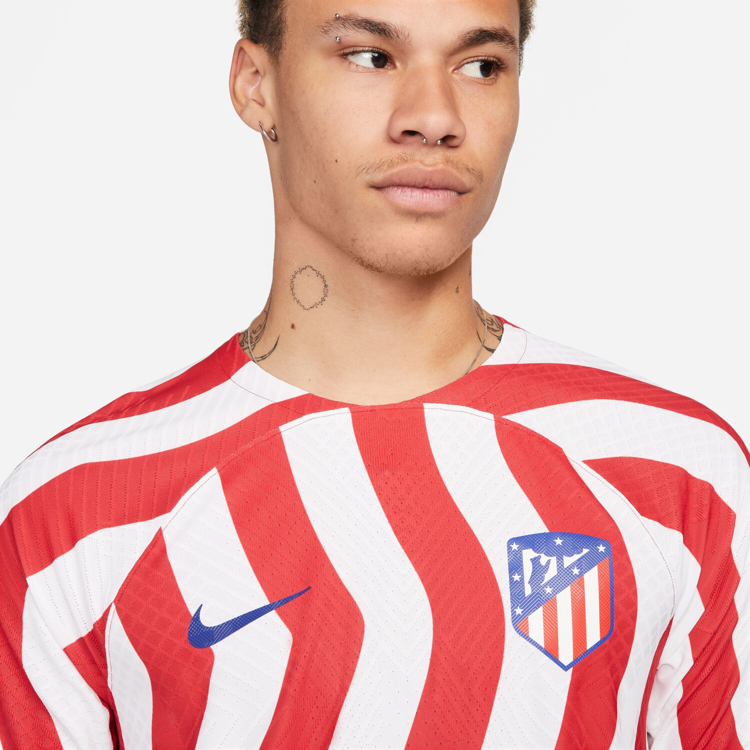 Maillot atletico madrid manche longue deals