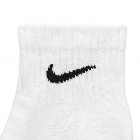 Lot 6 paires chaussettes entraînement Nike Everyday blanc noir 