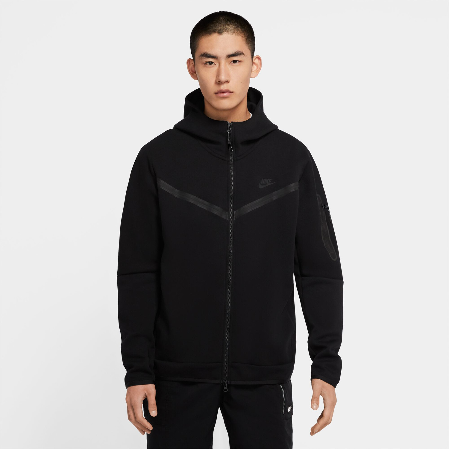 Veste survêtement Nike Tech Fleece noir gris sur Foot.fr