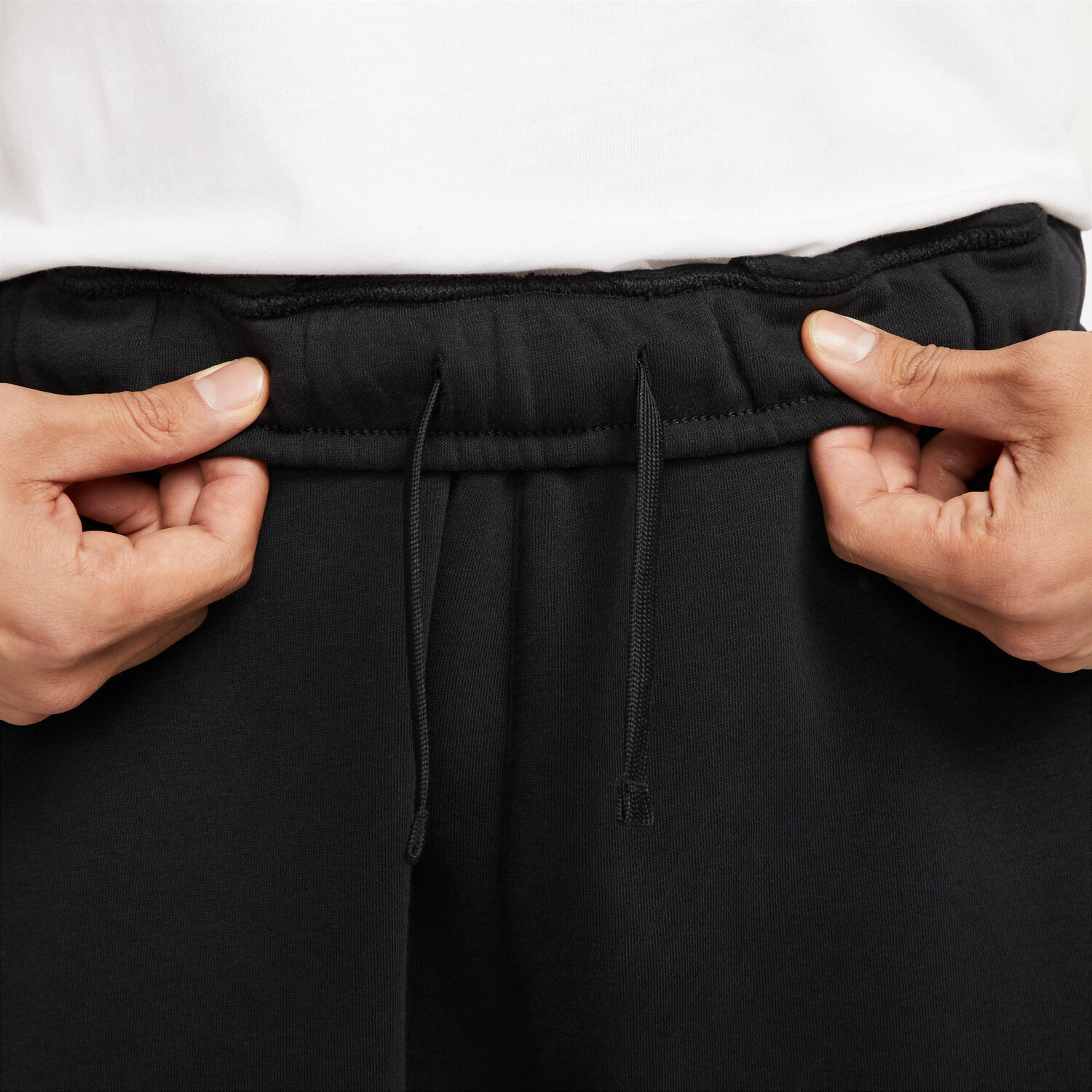 Pantalon survêtement adidas Tiro23 noir blanc sur