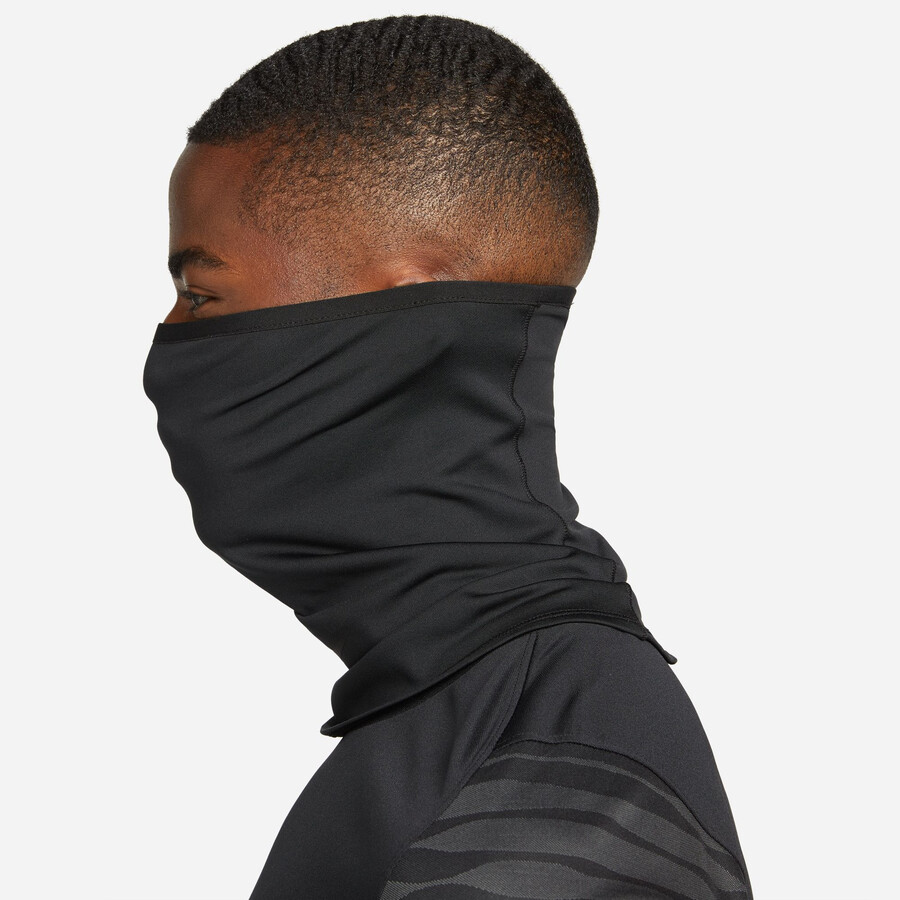 Cache cou Nike Winter Warrior noir sur Foot