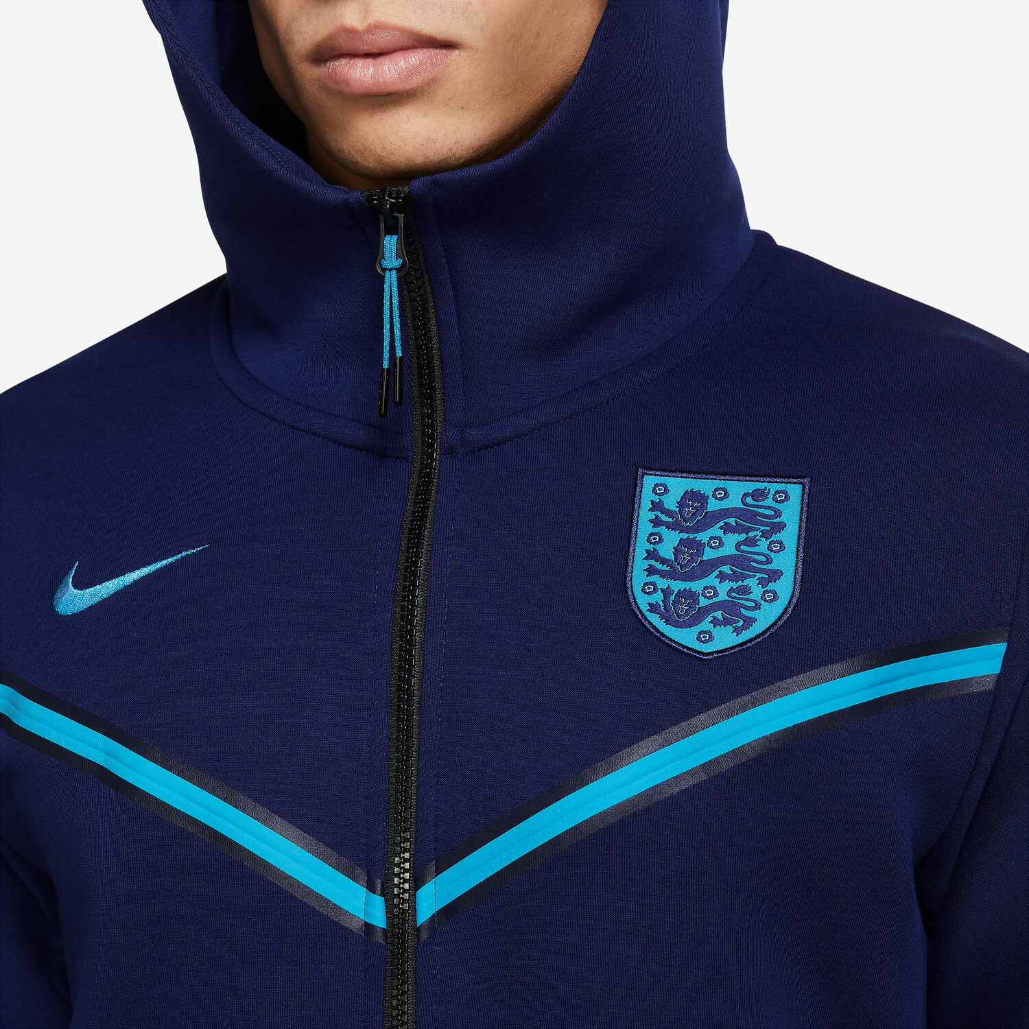 Veste survêtement Angleterre Tech Fleece bleu 2022 sur Foot.fr