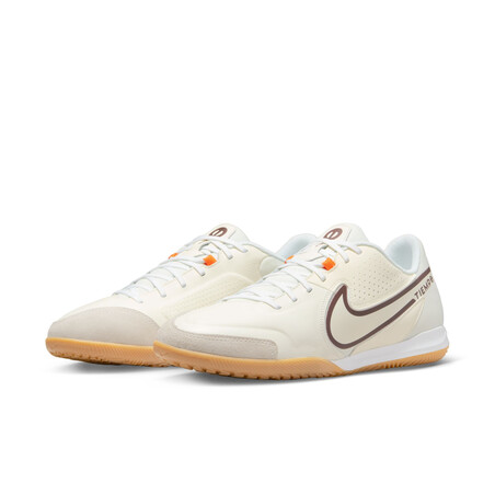 Nike Tiempo Legend 9 Academy Indoor blanc jaune