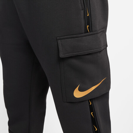 Pantalon survêtement Nike cargo Fleece noir or