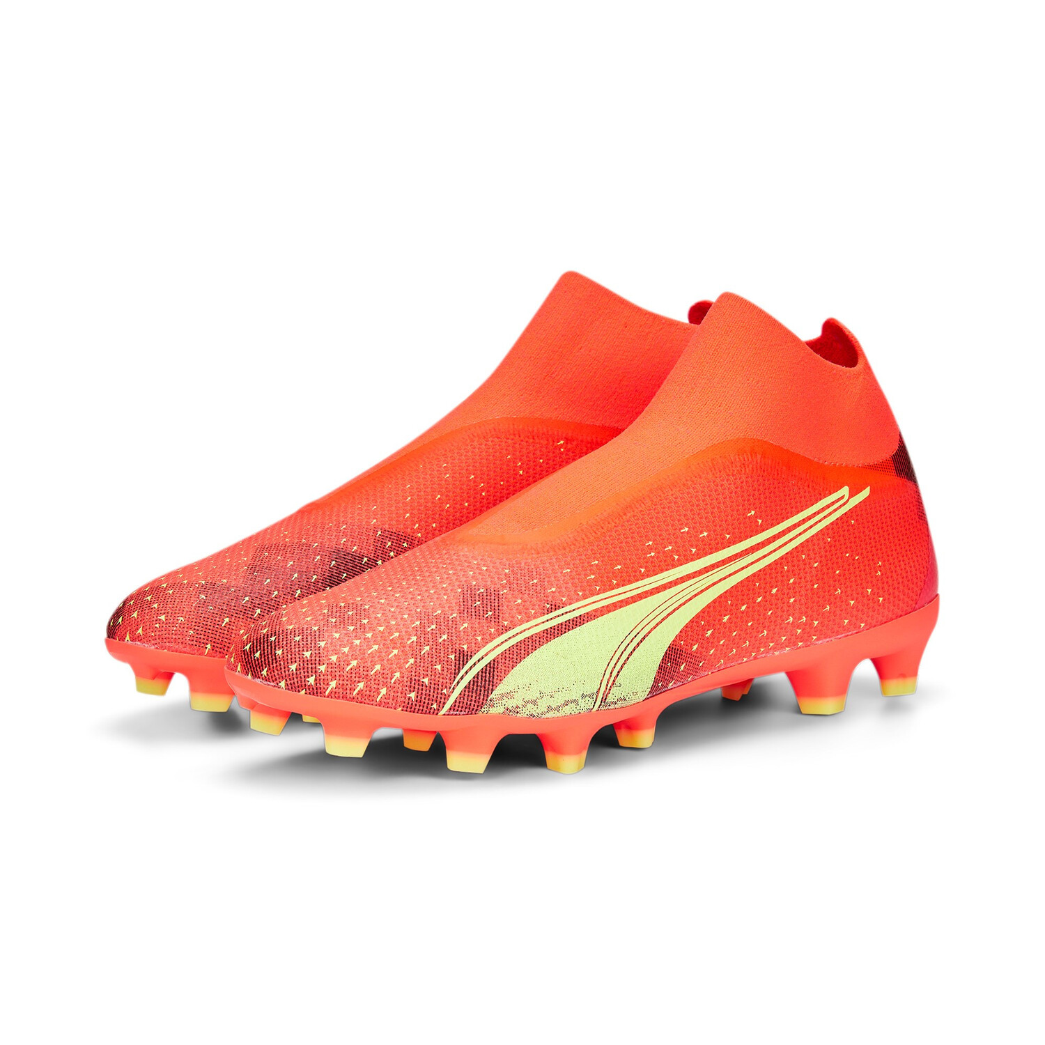 Puma Ultra Match+ LaceLess montante FG/AG orange jaune sur Foot.fr