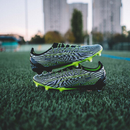 Puma Ultra Ultimate Dazzle FG noir vert