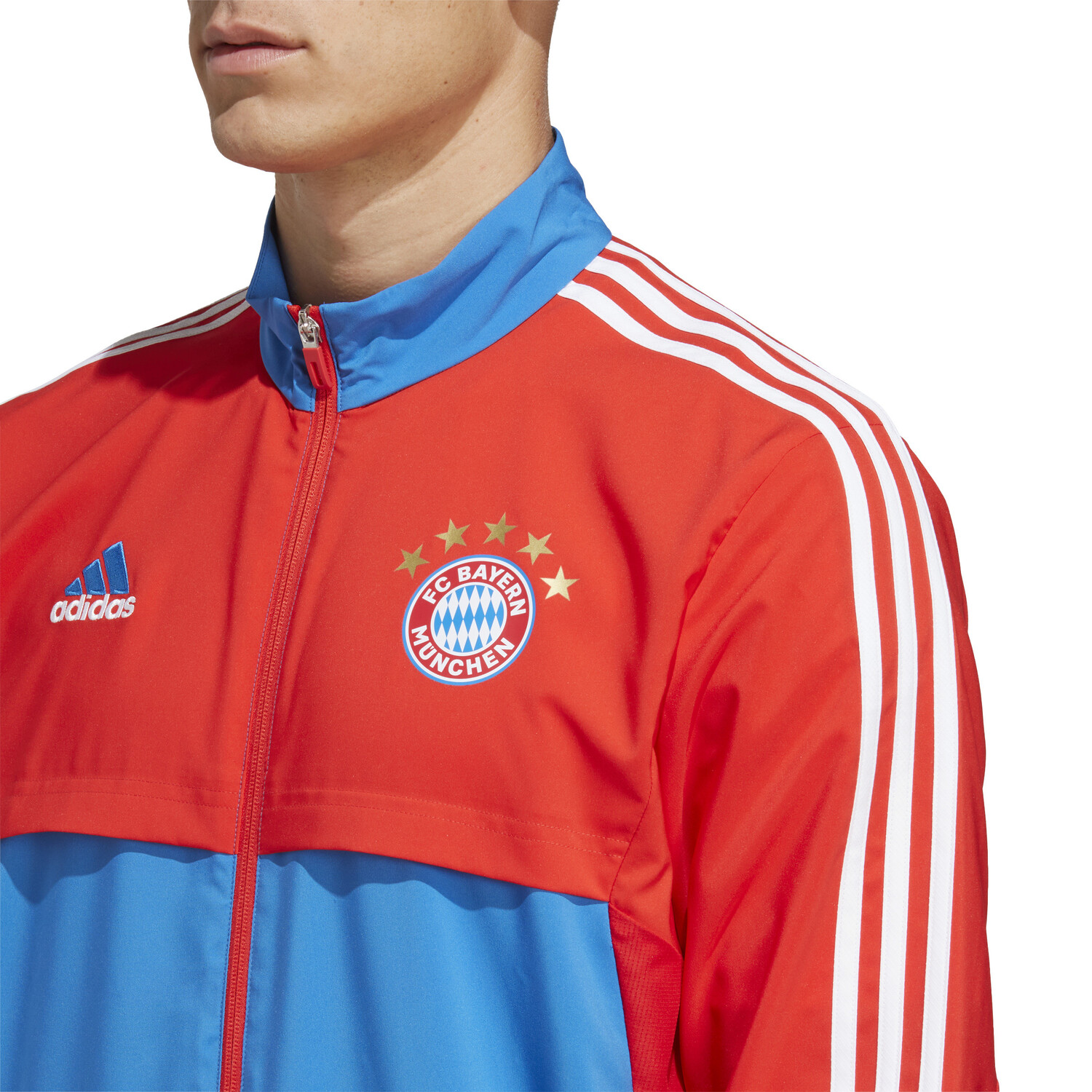 Veste survêtement Bayern Munich woven bleu rouge 2022/23 sur Foot.fr