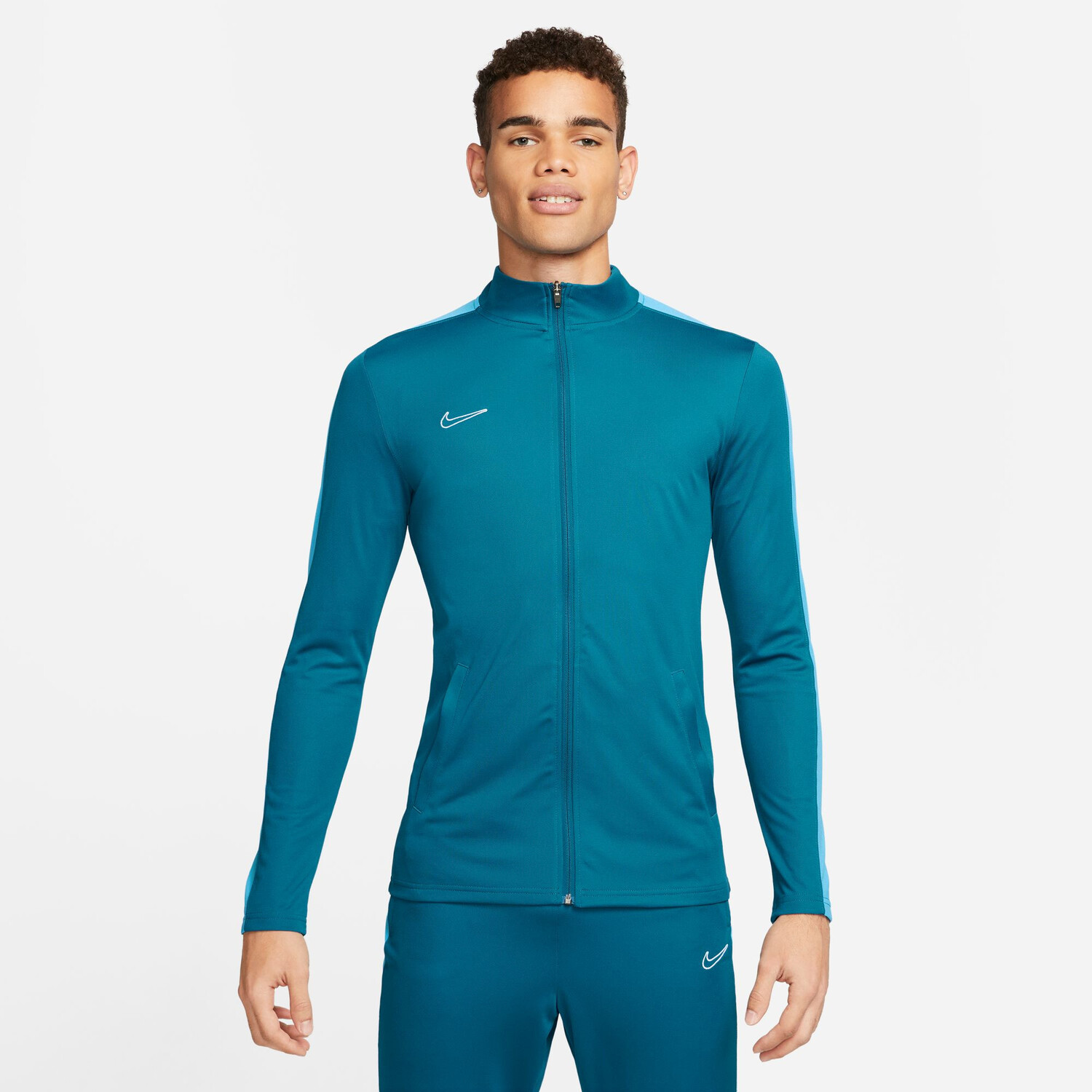 ensemble nike bleu clair