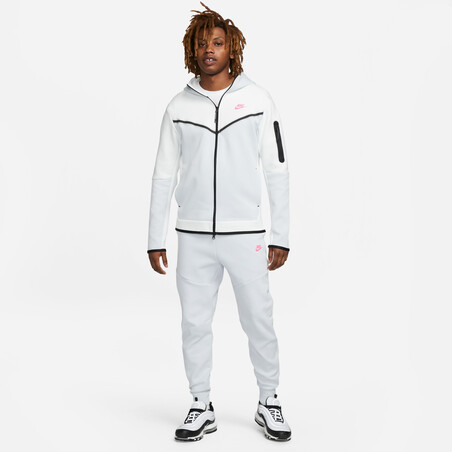 Pantalon survêtement Nike Tech Fleece blanc rose