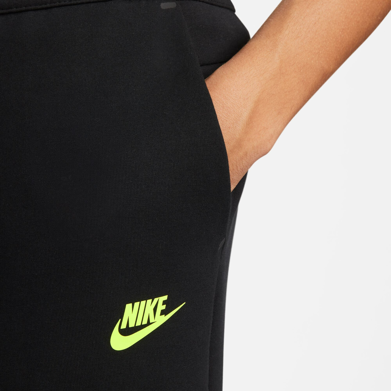 Pantalon survêtement Nike TechFleece noir jaune sur