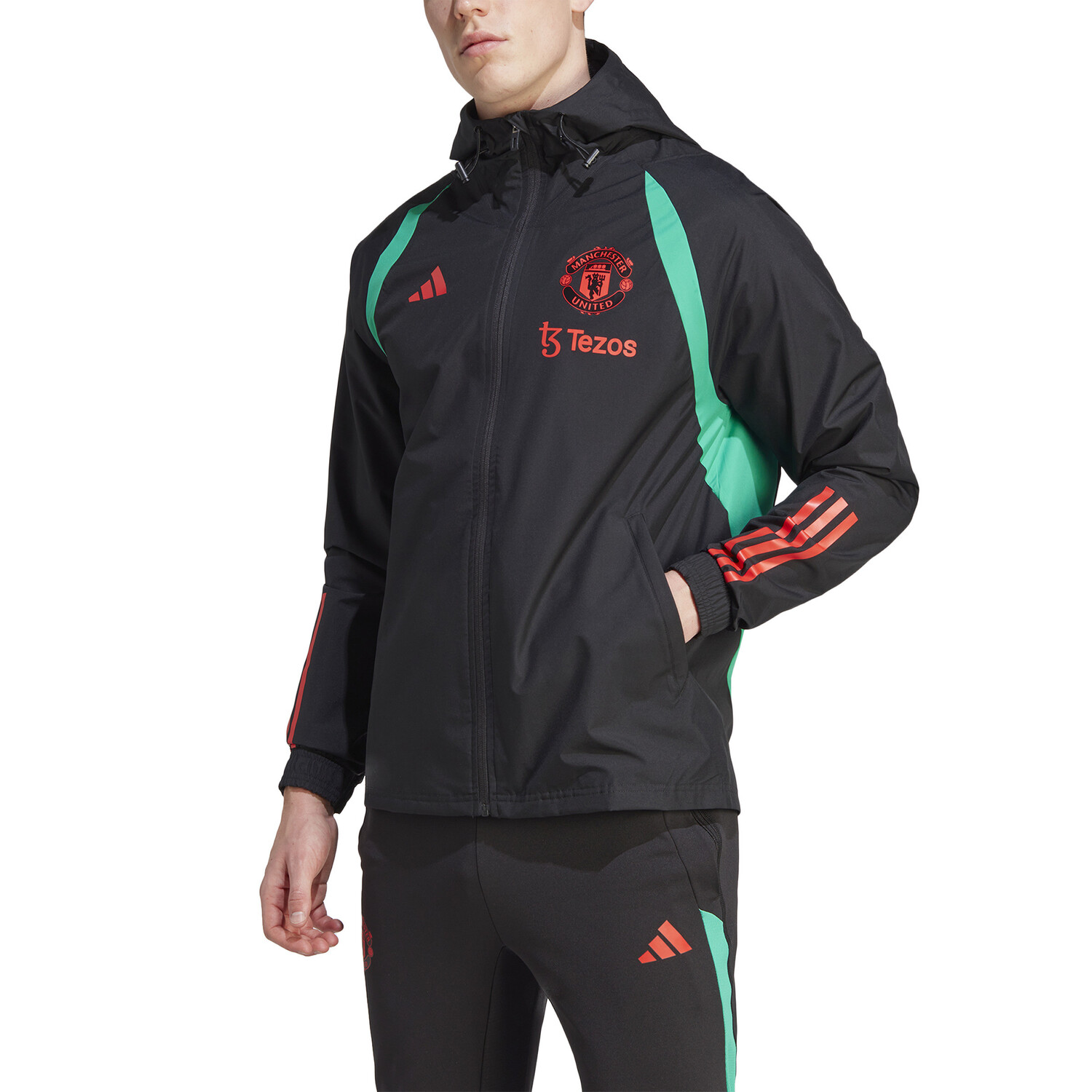 vêtements officiels homme - Veste Imperméable adidas Manchester United 2018/19 - Noir/ Rouge/ Rose - CW7636 | Pro:Direct Soccer
