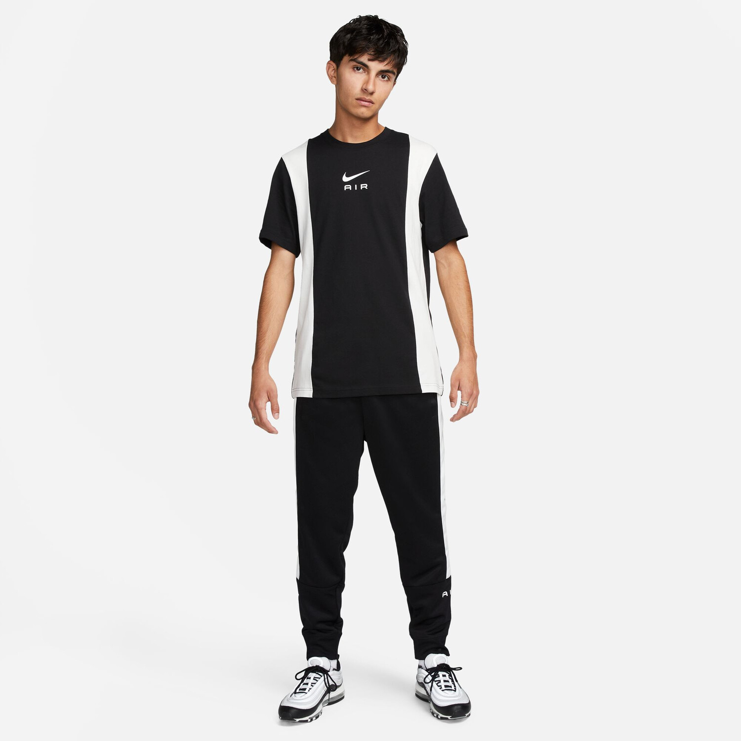 T shirt Nike Air noir blanc sur Foot