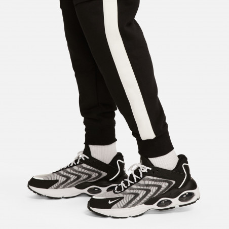 Pantalon survêtement Nike Air Cargo Fleece noir blanc