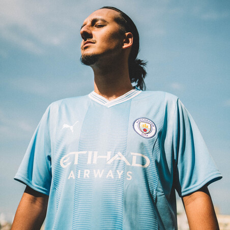 Maillot Manchester City domicile 2023 24 sur Foot