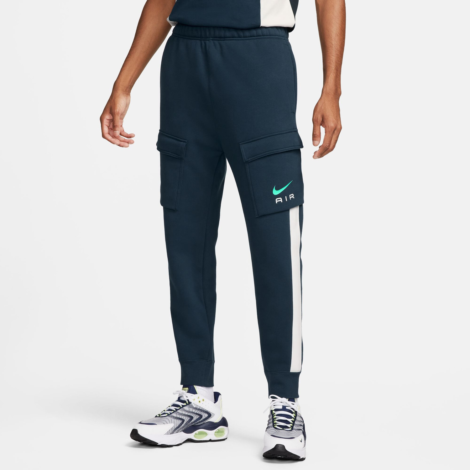 Pantalon Nike Air Fleece cargo bleu blanc sur Foot