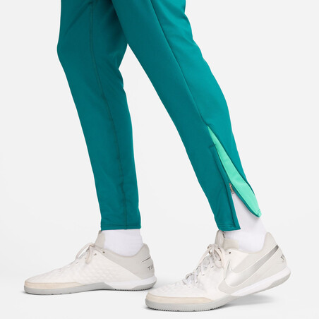 Pantalon survêtement Portugal Strike vert 2024