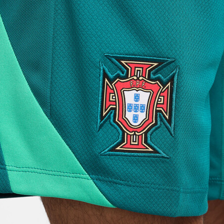 Short entraînement Portugal Strike vert 2024