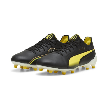 Puma King Ultimate Pele Edition FG/AG noir jaune