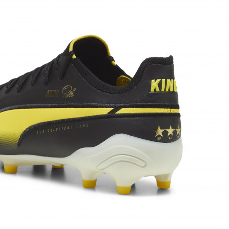 Puma King Ultimate Pele Edition FG/AG noir jaune