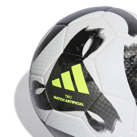 Ballon adidas Tiro AG blanc noir