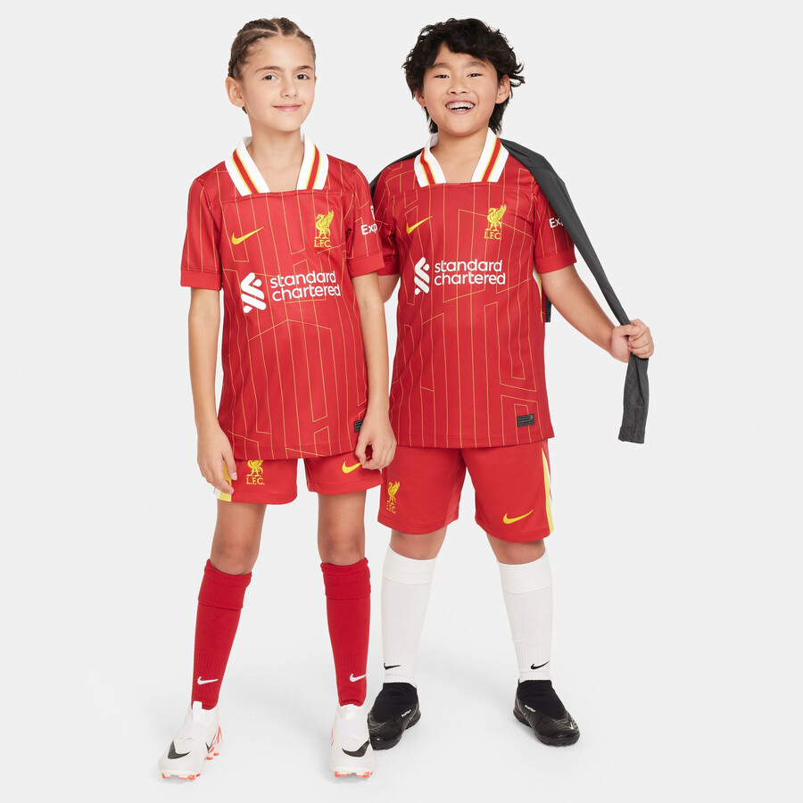 Maillot junior Liverpool domicile 2024 25 sur Foot