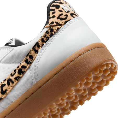 Nike Field General SE blanc
