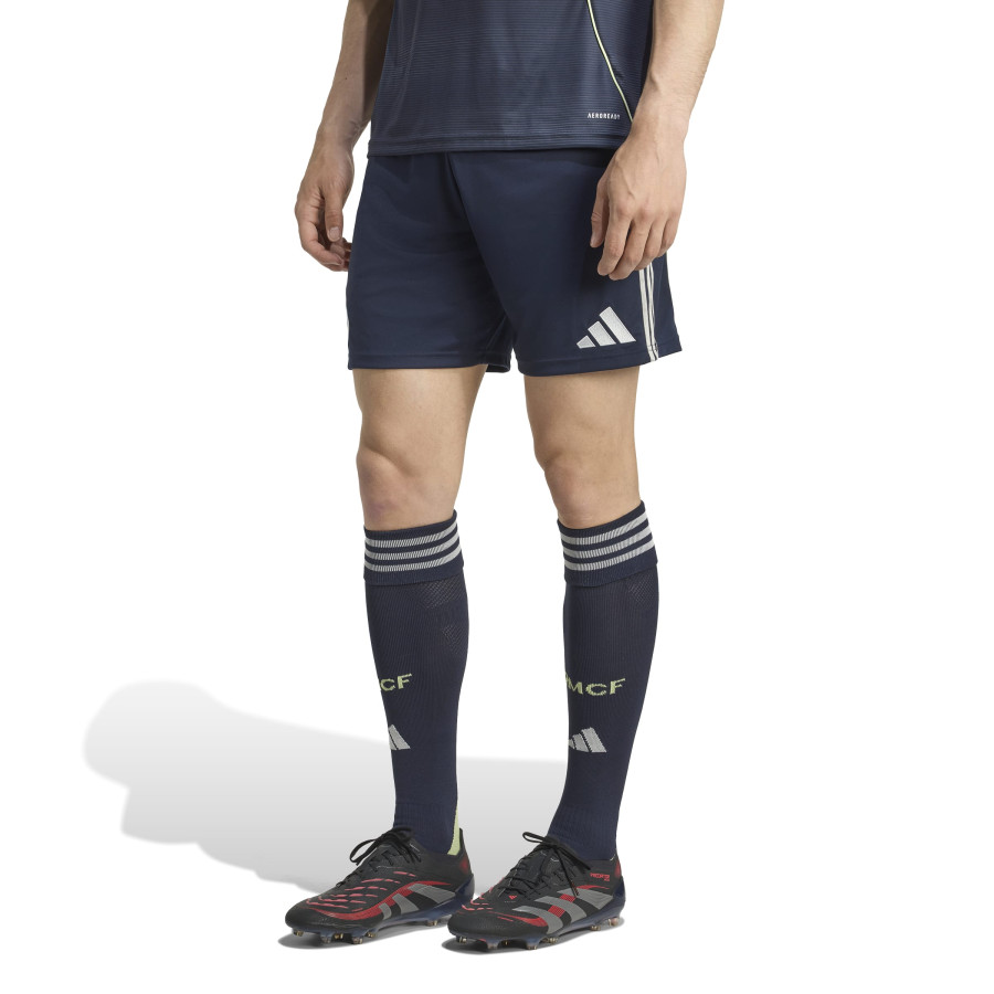 Short Real Madrid extérieur 2025/26