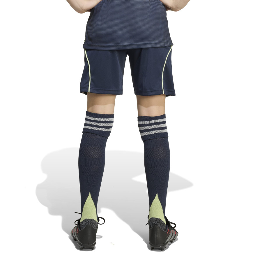 Short junior Real Madrid extérieur 2025/26