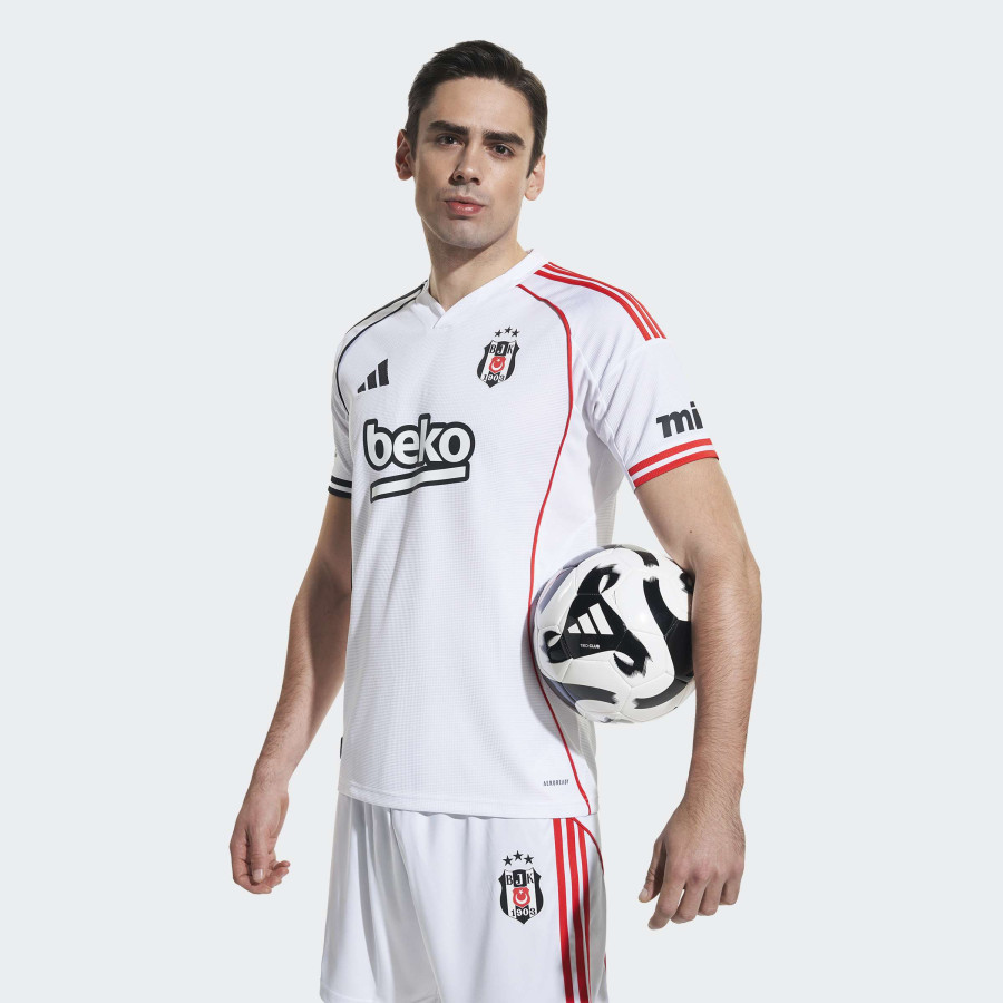 Maillot Besiktas domicile 2025/26