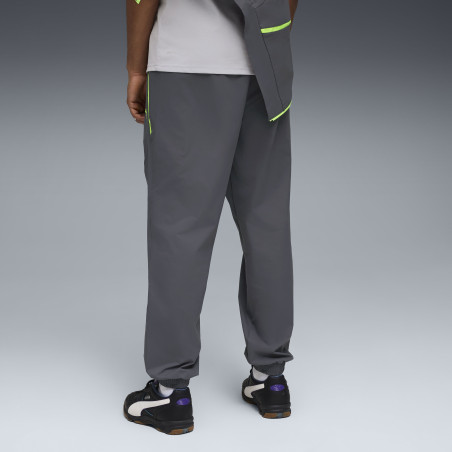 Pantalon survêtement Manchester City PUMATECH Woven gris jaune