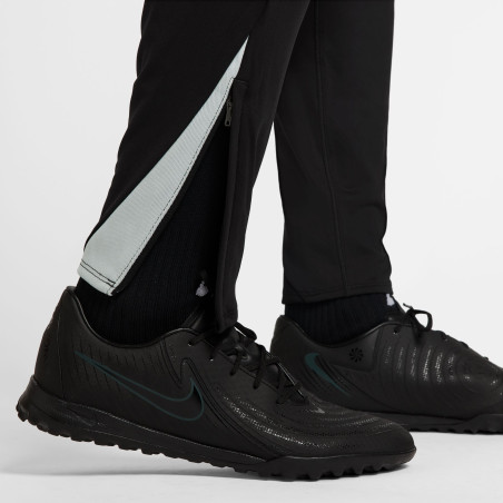 Pantalon survêtement Chelsea Strike noir