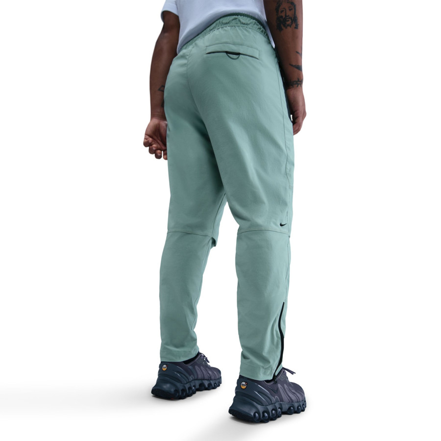 Pantalon survêtement Nike Tech Woven vert