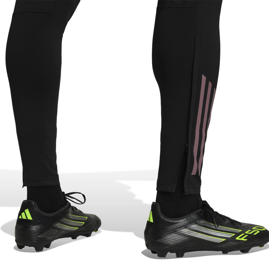 Pantalon survêtement Real Madrid noir rose