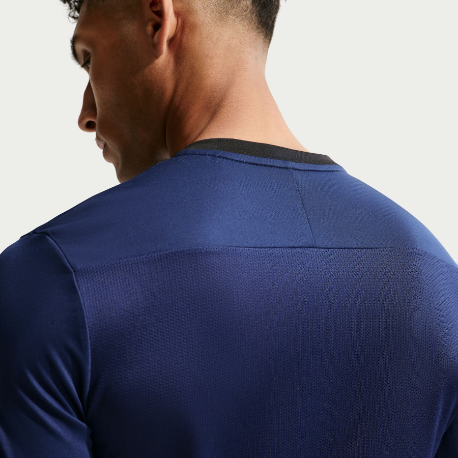 Maillot entraînement Nike Academy bleu rose