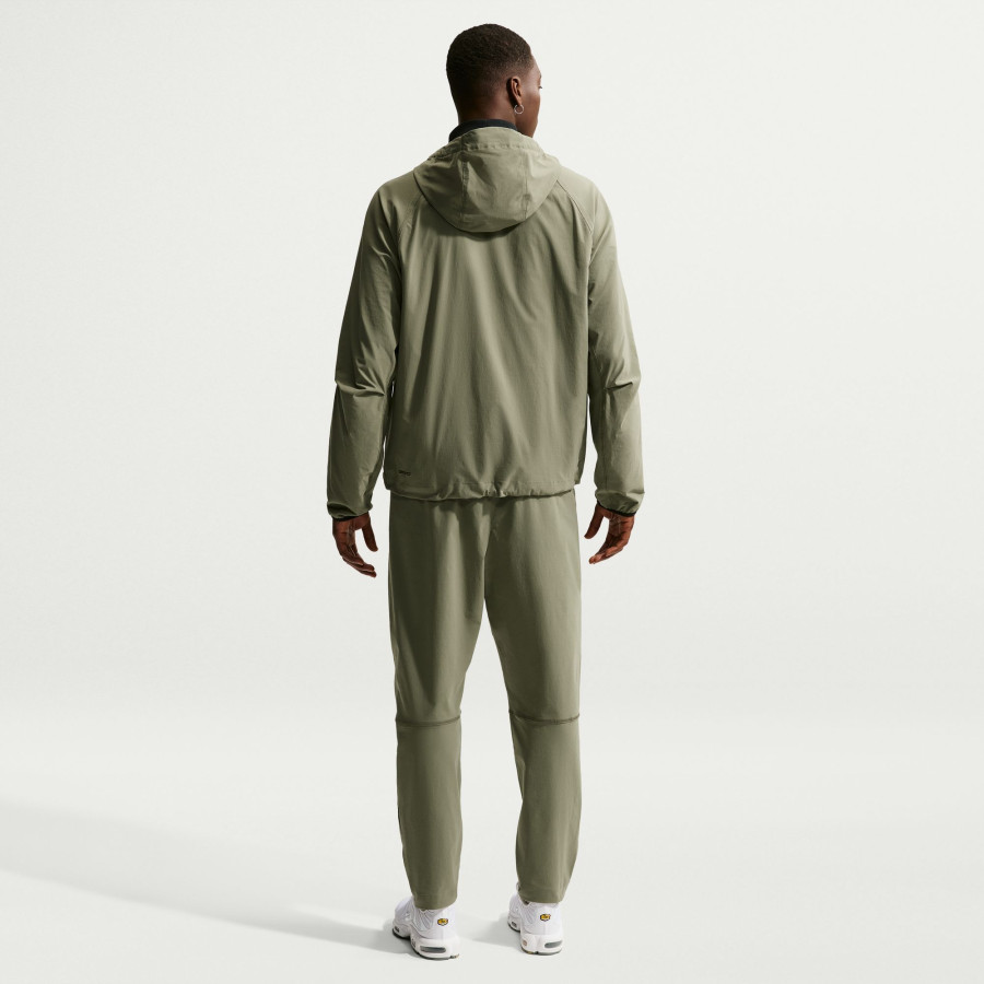 Pantalon survêtement Nike Tech Woven vert