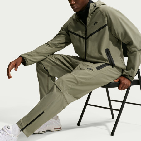 Pantalon survêtement Nike Tech Woven vert