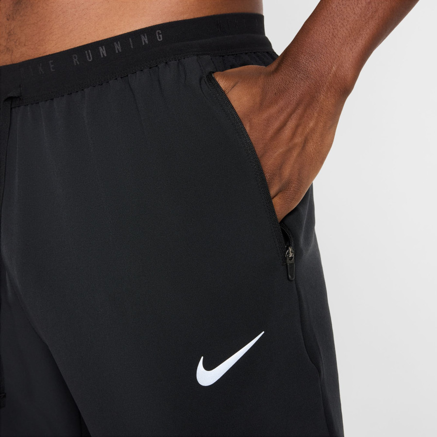 Pantalon survêtement Nike Stride Woven noir