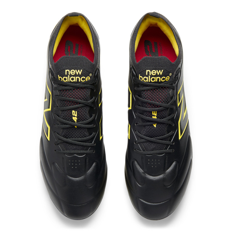 New Balance 442 V3 Elite FG noir jaune