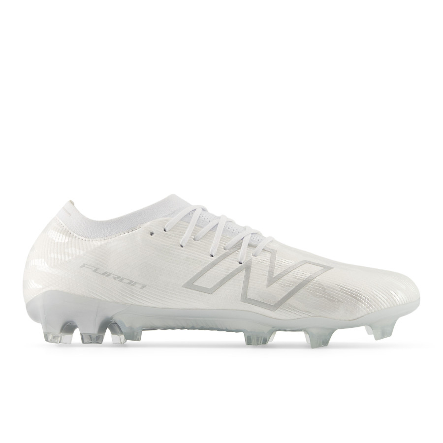 New Balance Furon V8 Elite FG blanc