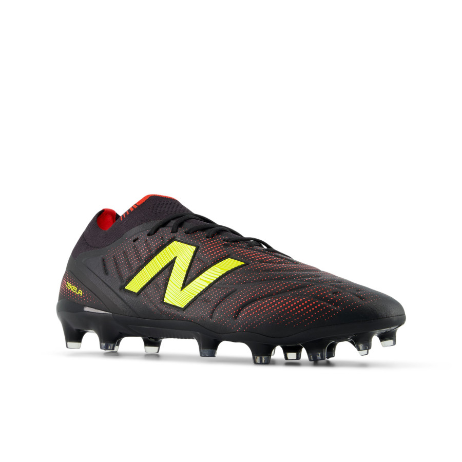 New Balance Tekela V5 Elite MG noir jaune