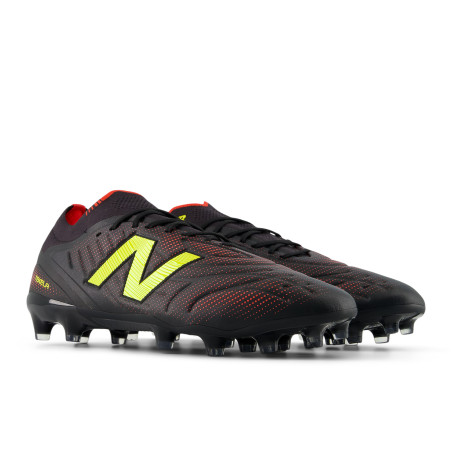 New Balance Tekela V5 Elite MG noir jaune