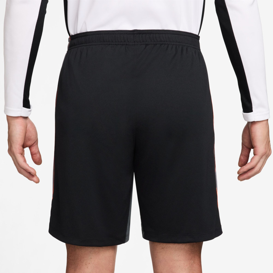 KNVB M NK DF STRK SHORT KZ
