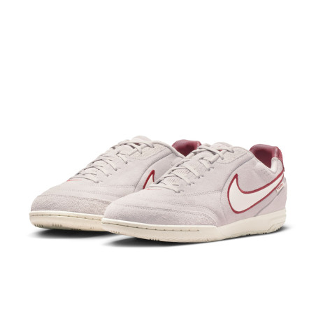 Nike Tiempo StreetGato gris rouge
