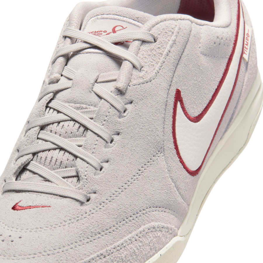 Nike Tiempo StreetGato gris rouge