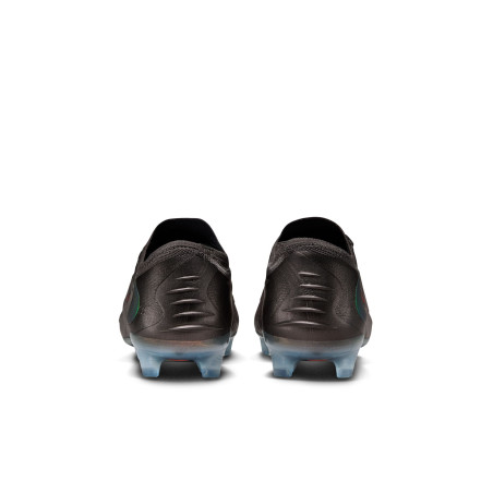 PHANTOM 6 LOW ELITE FG LV8