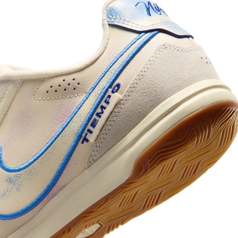 Nike Tiempo StreetGato beige