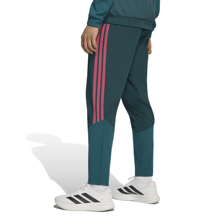 Pantalon survêtement Real Madrid woven vert rose